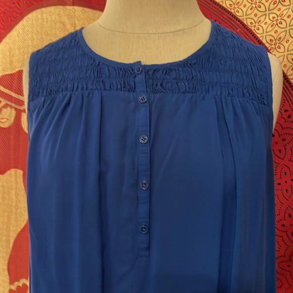 Boden royal blue smocked sleeveless top - Picture 2 of 5